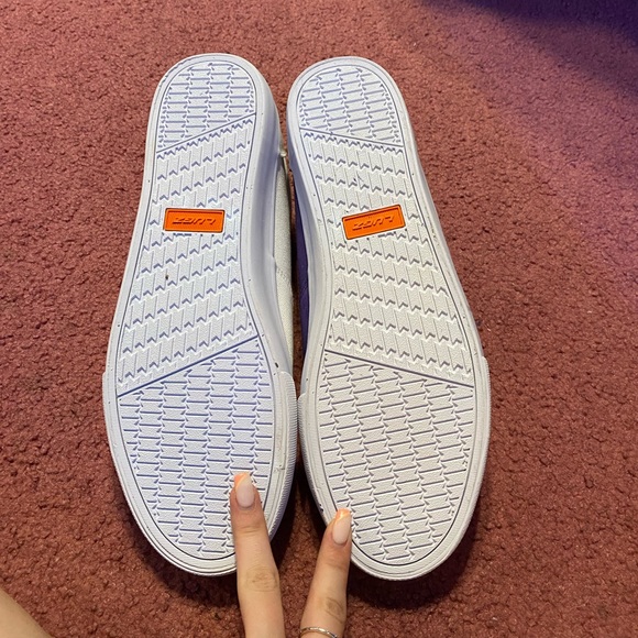 Custom shoes ‘Vikings’ - Picture 3 of 3